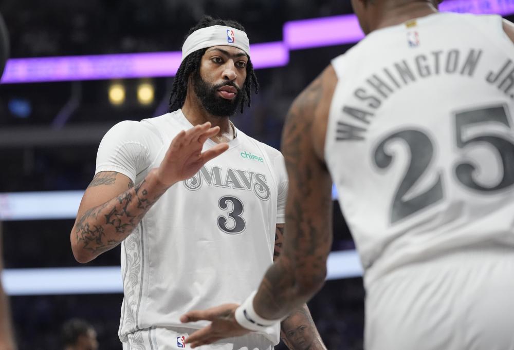 迷倍感振奋 迷倍感振奋