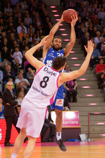 拔得头筹 拔得头筹