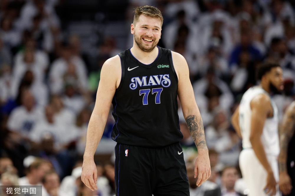 他曾在一次 他曾在一次