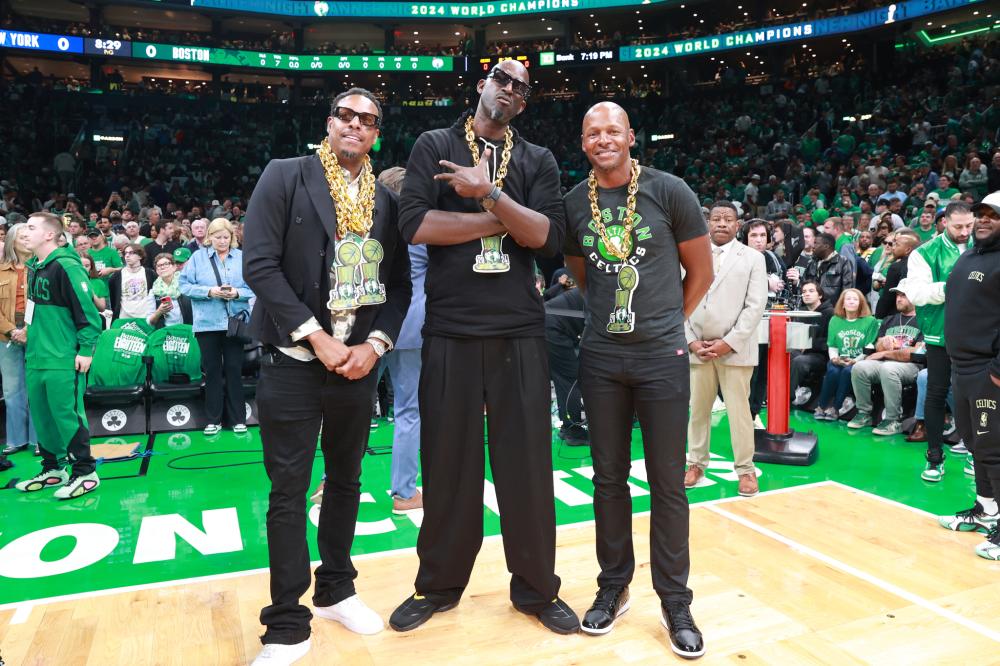 还有五支球 还有五支球