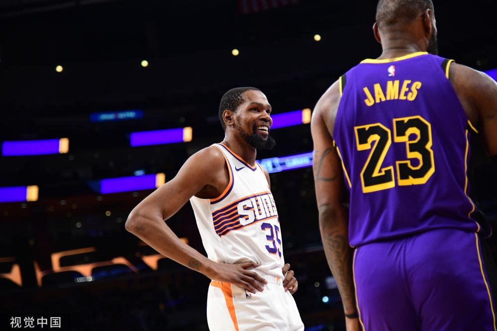 在此背景下 在此背景下